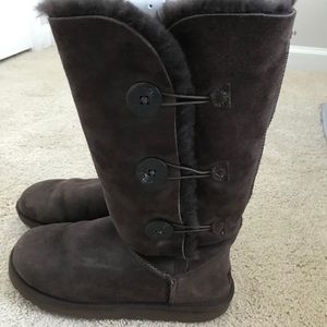 Ugg Bailey Button Triplet